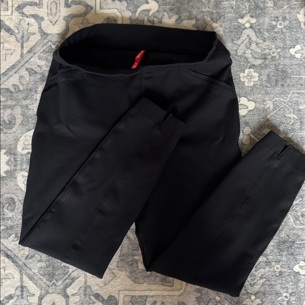 SPANX Classic Black Leggings